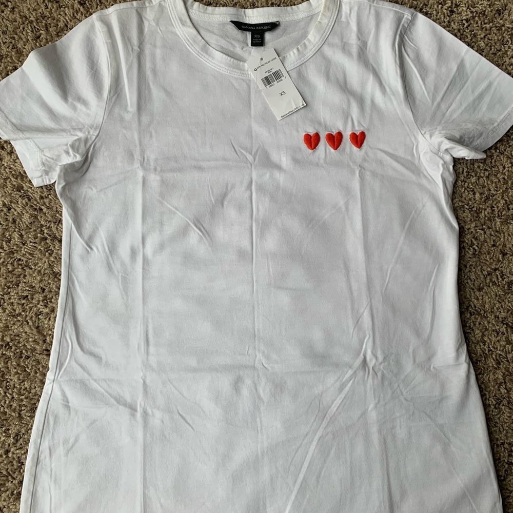 New with Tags Banana Republic Cotton Tee
